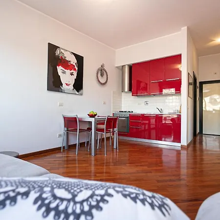 Apartmán Real Italian Estate - Red Coral *