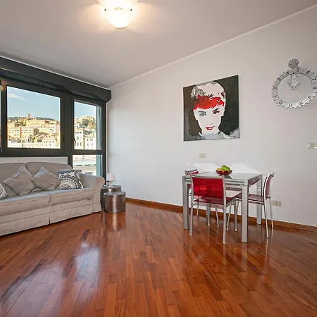 Real Italian Estate - Red Coral * Génova