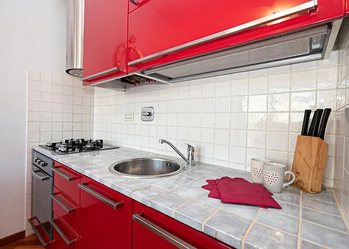 Real Italian Estate - Red Coral شقة