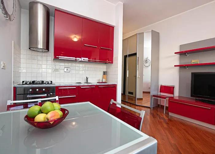 Real Italian Estate - Red Coral شقة